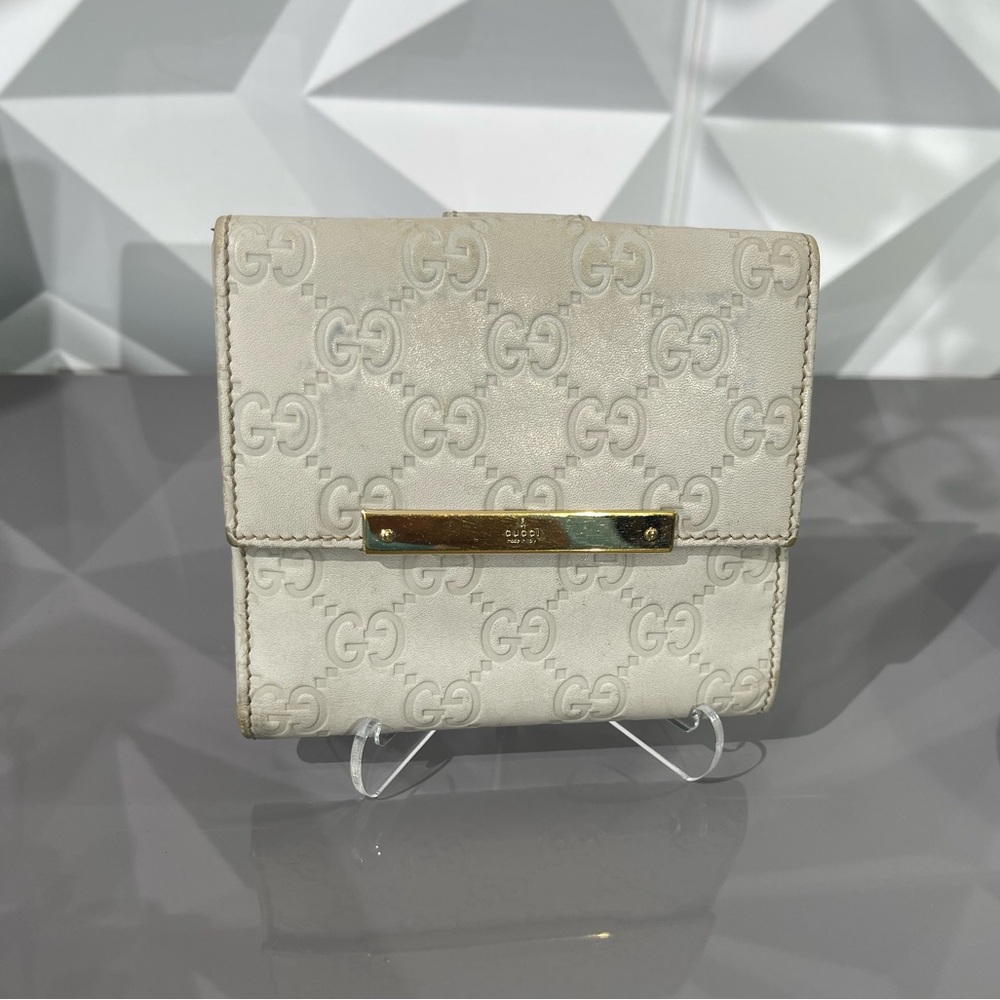 GUCCI GG Leather Compact Wallet Soft grey